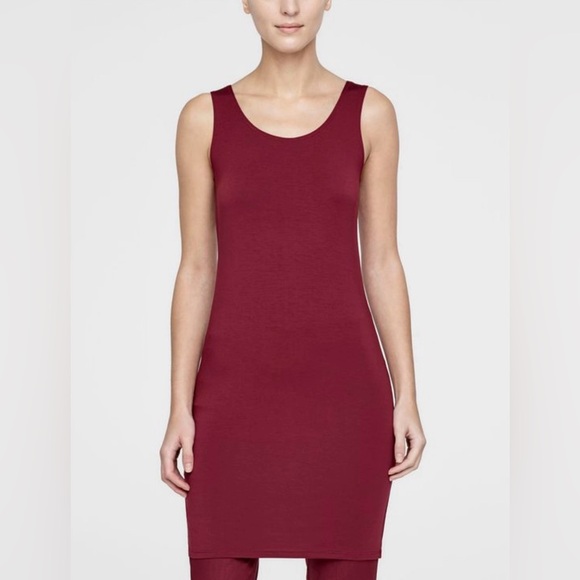 Sarah Pacini Dresses & Skirts - Sarah Pacini Sleeveless Tunic Dress